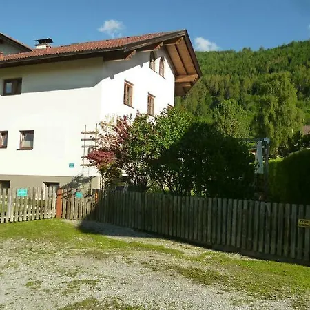 ジュライ アパート